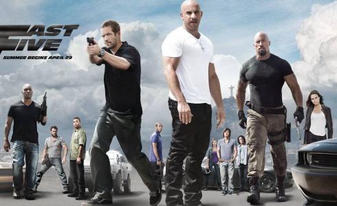 فيلم فاست أند فيوريس  - توضيحية -
