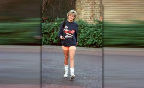 الاميرة ديانا ترتدي سترة فلاي اتلانتيك