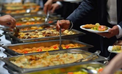 محافظ رام الله تصدر قرار جديدا بشأن عمل المطاعم