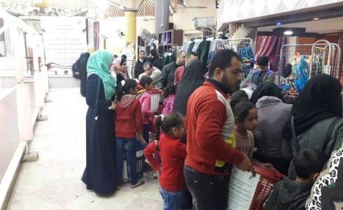 جمعية رعاية اسر المعاقين توزع الزي المدرسي وأدوات مساعدة على مئات الطلبة المعاقين