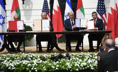 خلال توقيع اتفاق البحرين والإمارات مع إسرائيل