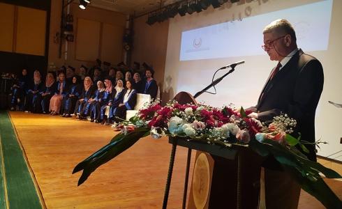 اخريج طلبة دبلوم تمريض حديثي الولادة