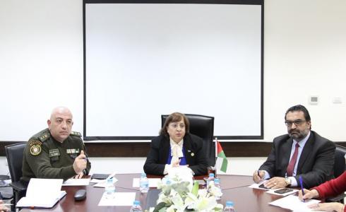 جانب من اجتماع اللجنة الوطنية لمكافحة كورونا في رام الله