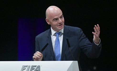 رئيس الاتحاد الدولي لكرة القدم فيفا جياني إنفانتينو