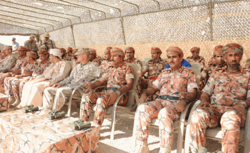 مناورات بحرية مشتركة بين أمريكا وسلطنة عمان 