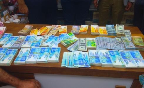  الشرطة تضبط مبلغا مسروقا بـ 645 ألف شيكل وتعيده لصاحبه