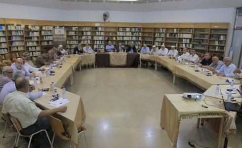 بلدية غزة تناقش مع لجان الأحياء توسيع المشاركة الجماهيرية في صنع القرار