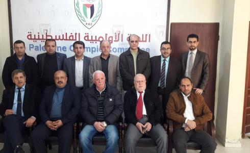 أعضاء الاتحاد مع الأولمبية ولجنة العضوية خلال لقاء اليوم