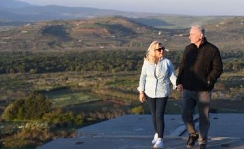 بنيامين نتنياهو رئيس الحكومة الإٍسرائيلية وزوجته سارة