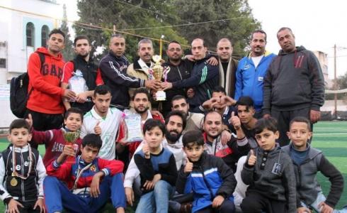 فريق الأصدقاء يتوج بلقب بطولة الراحل العسقلاني  لكرة القدم