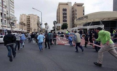 هروب سكان تل ابيب من صواريخ غزة