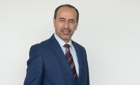 زاهر بيرواي رئيس اللجنة الدولية لكسر الحصار عن غزة