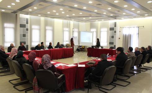 غرفة محافظة الخليل وبال تريد ينظمان ورشة لتشجيع الصادرات الزراعية