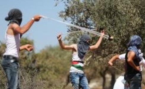  مواجهات اندلعت عقب صلاة الجمعة، بين مواطنين وقوات الاحتلال الإسرائيلي، في قرية رأس كركر غرب مدينة رام الله