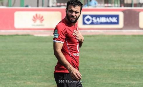 هل يرحل عماد متعب للسعودية؟