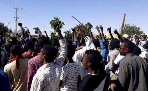 اخبار السودان عاجل: المجلس العسكري يعلن التزامه بتسليم السلطة للشعب