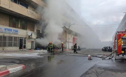 حريق في مبنى تجاري في تل أبيب