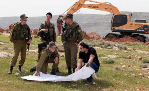 الاحتلال يستولي على معدات حفر بئر مياه جنوب قلقيلية