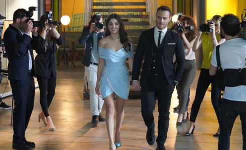 مشاهدة مسلسل انت اطرق بابي الحلقة 17 السابعة عشر مترجمة - قصة عشق