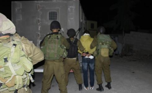 اعتقال قوات الاحتلال لفلسطينيين