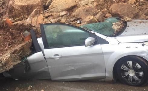 السيارة التي انهار عليها الجدار بكفر مندا، صباح اليوم