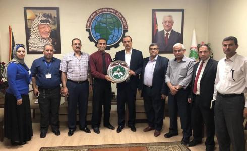 جمعية رجال الأعمال تستقبل وفداً من جامعة القدس المفتوحة بغزة