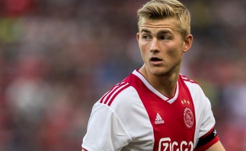 ماتياس دي ليخت