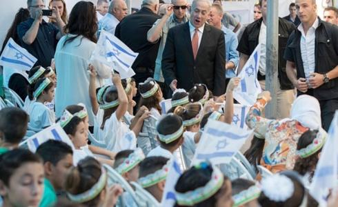 هذا العمل السري، كان من أجل "فصل المعلمين ومديري المدارس المعادين لإسرائيل