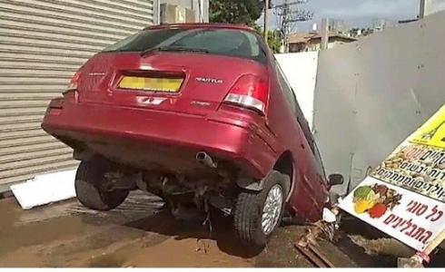 تضرر البنية التحتية وسط اسرائيل جراء الامطار