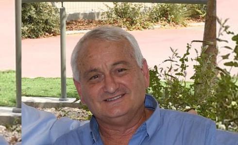 ألون شوستير الوزير الاسرائيلي عن حزب أزرق أبيض