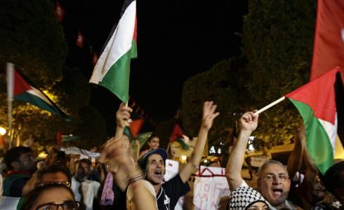 الشعب التونسي يناصر القضية الفلسطينية 