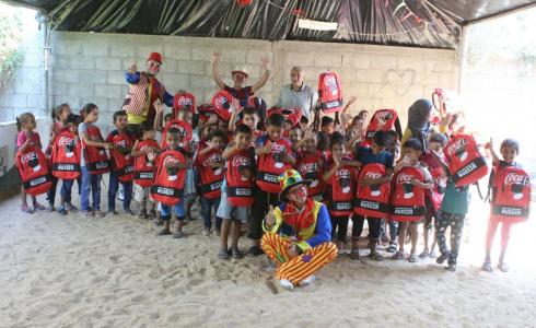 المشروبات الوطنية تقدم 6000 حقيبة مدرسية 