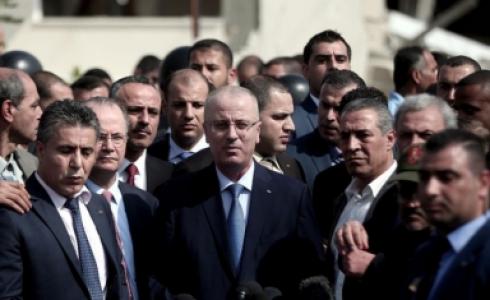 خلال قدوم الحكومة لغزة الاثنين الماضي