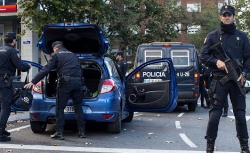 قالت الوزارة إن "المتهم كان يتقرب من الشبان المعرضين للإقصاء الاجتماعي"