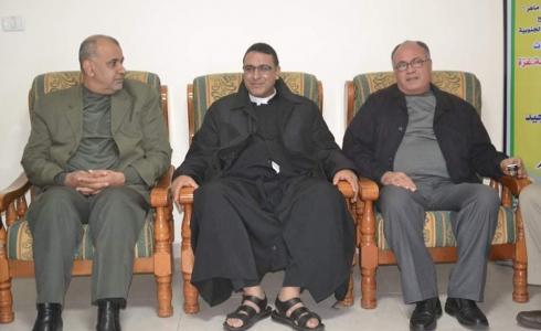 وفد قيادي من حركة فتح يقدم التهنئة للطائفة المسيحية في غزة