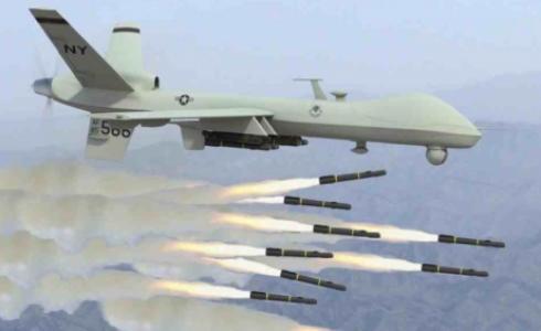 طائرة عسكرية