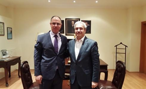 سفير فلسطين مع المستشار التركي