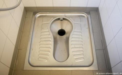 "مرحاض يراعي خصوصية المسلمين"