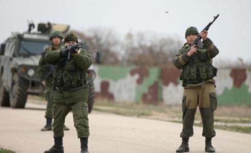 أرشيفية لجنود روس في القرم