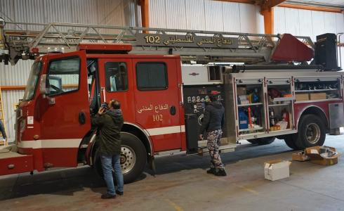 الدفاع المدني يتسلم سلميين هيدروليك