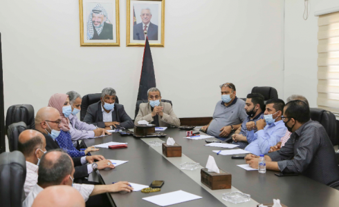 محافظ قلقيلية يلتقي رئيس هيئة مقاومة الجدار والاستيطان