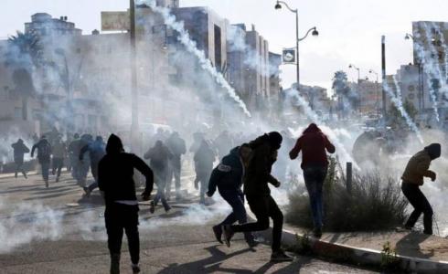 عشرات الإصابات بالاختناق خلال مواجهات مع الاحتلال في الخليل -أرشيف