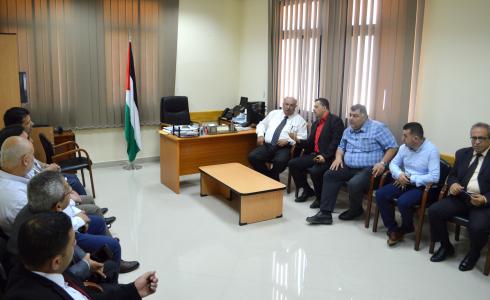 وزير التعليم العالي يبحث سبل تطوير جامعة فلسطين التقنية