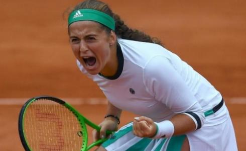 اللاتفية يلينا أوستبنكو