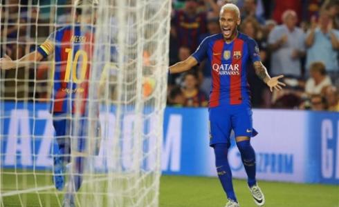 فرحة لاعبي برشلونة