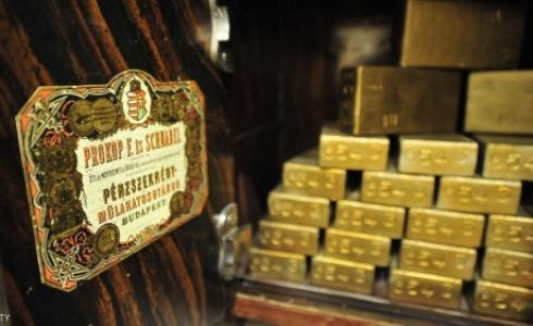 البيانات الأميركية ترفع أسعار الدولار