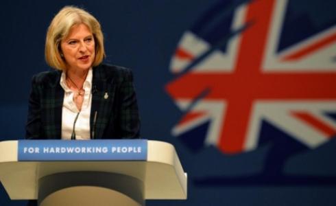  رئيسة الوزراء البريطانية تيريزا ماي 