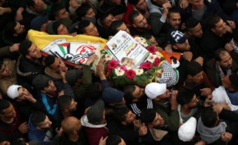 تشييع جثمان الشهيد فارس البايض في مخيم الجلزون