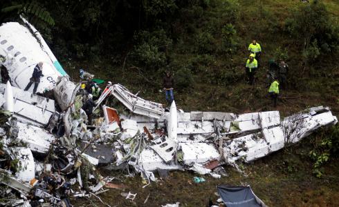 مقتل 11 شخصًا بسقوط طائرة في تنزانيا
