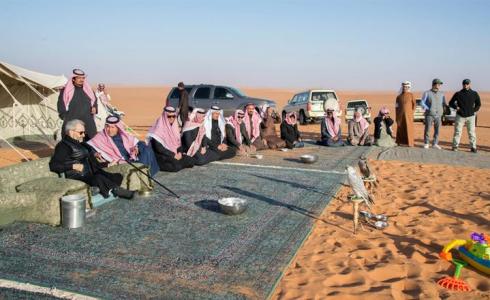 الوليد بن طلال مع عائلته في رحلة استجمام